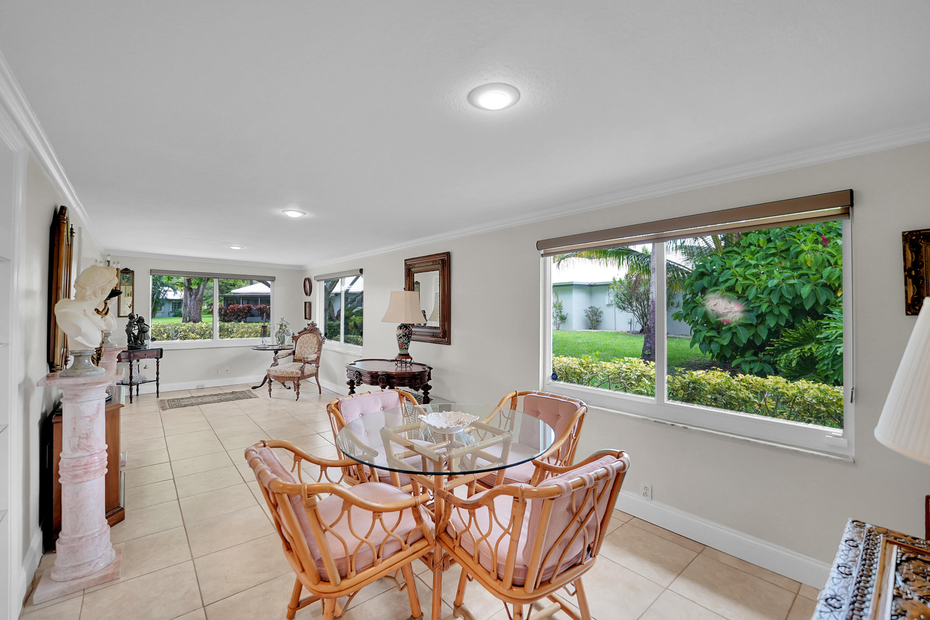 NO 81 PALM-AIRE COUNTRY CLUB - Residential