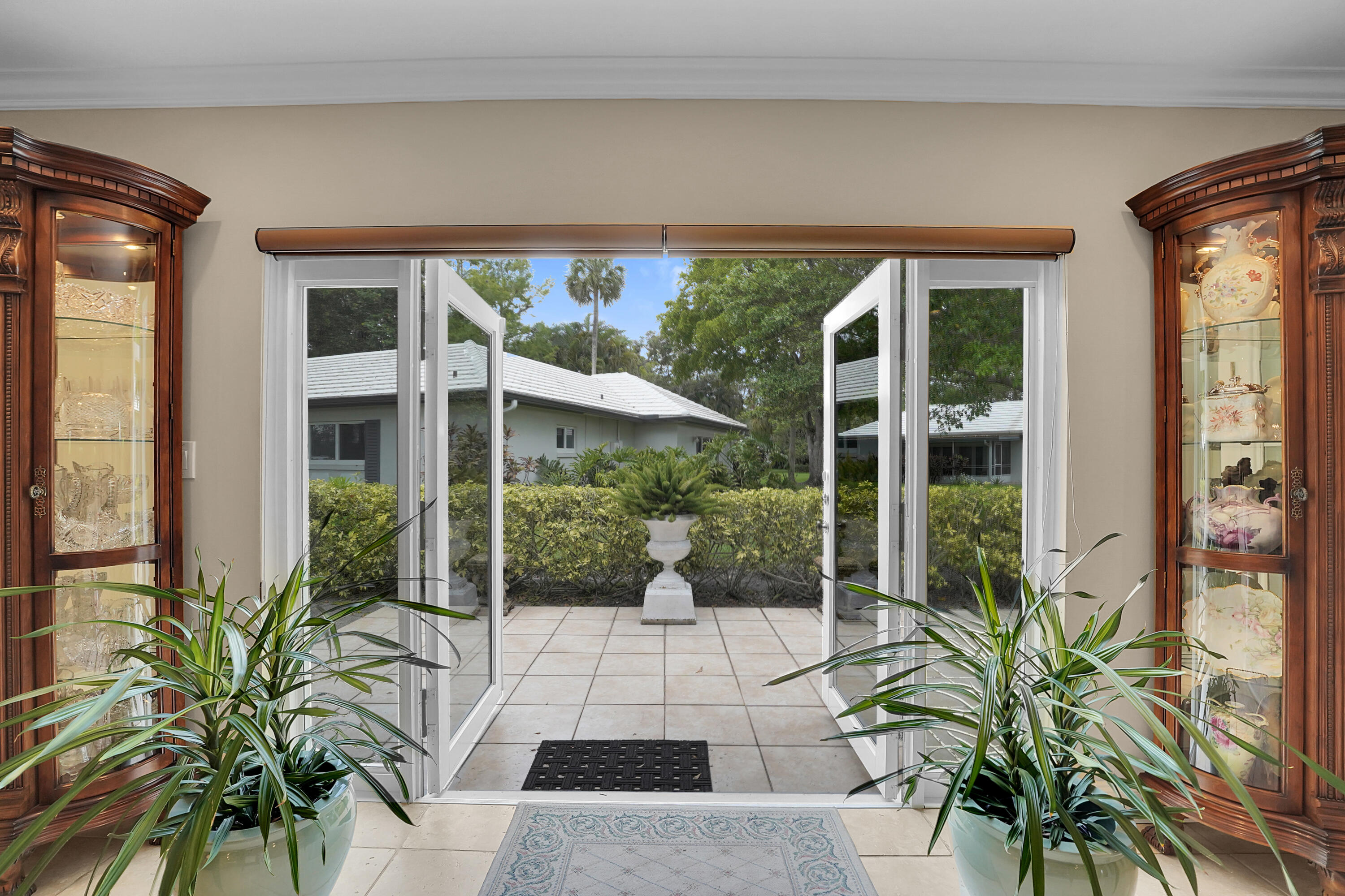 NO 81 PALM-AIRE COUNTRY CLUB - Residential