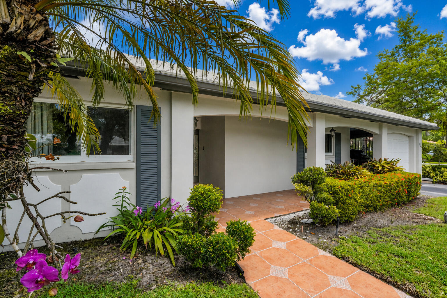 NO 81 PALM-AIRE COUNTRY CLUB - Residential