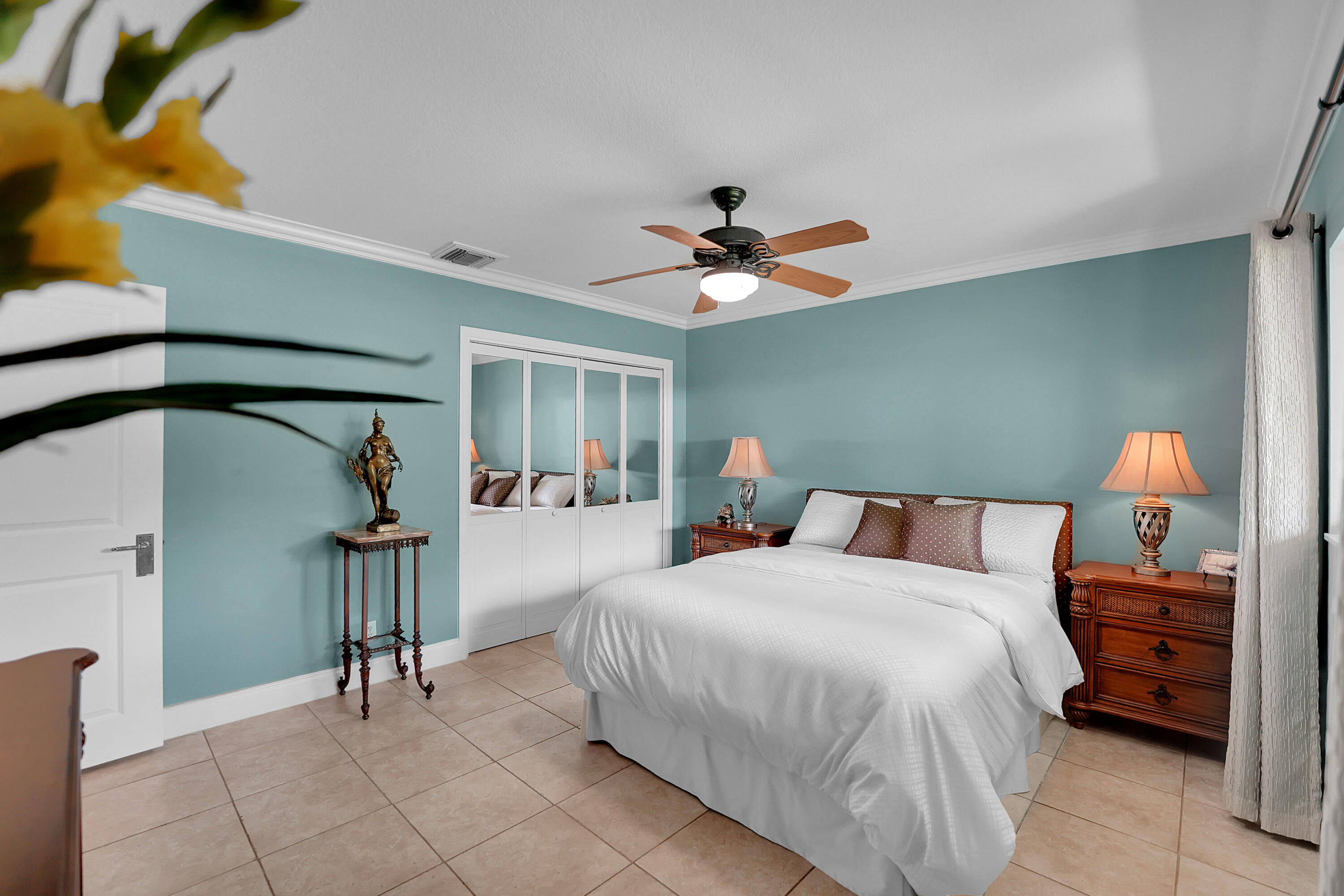 NO 81 PALM-AIRE COUNTRY CLUB - Residential
