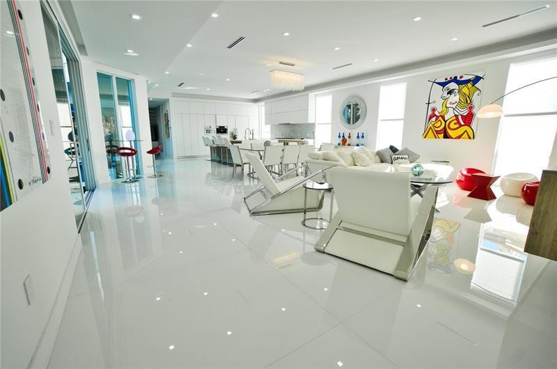 LAS OLAS BY THE SEA - Residential
