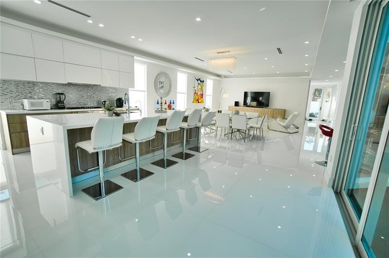 LAS OLAS BY THE SEA - Residential