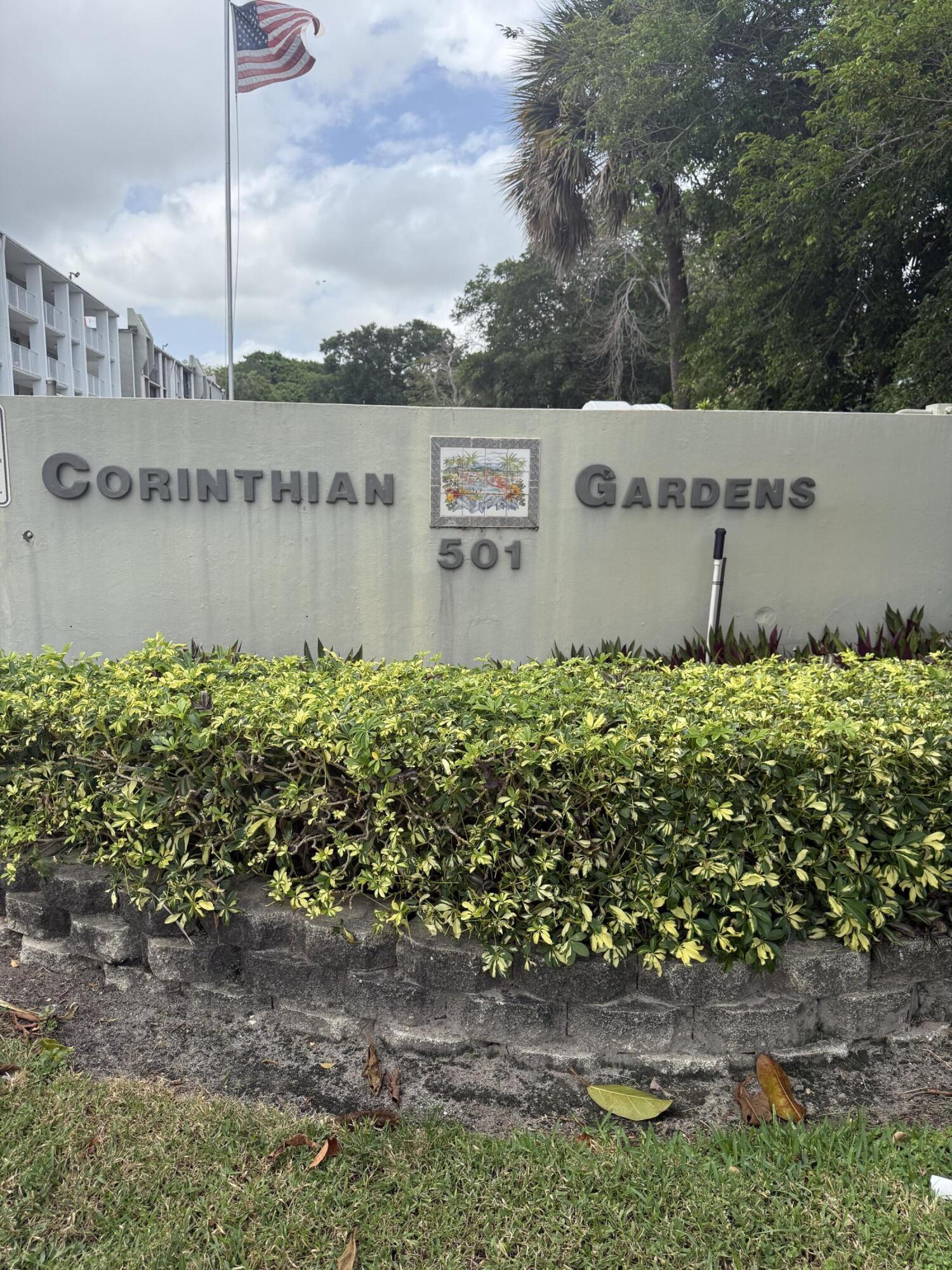 Fantastic opportunity to create your own renovation in 1440 square feet in the Heart of East Boca Raton! The apartment has a direct view of the pool and lush gardens. High ceilings and great floor plan. Within walking distance to Fresh Market, Publix, restaurants, and entertainment spots.