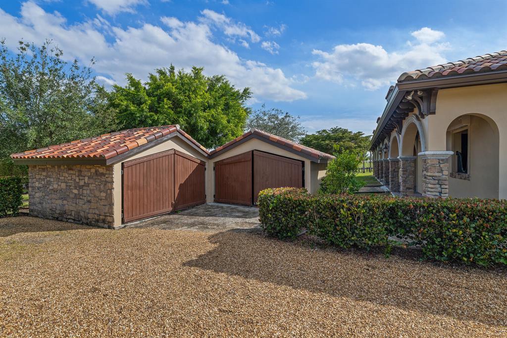 SOUTHFIELDS WELLINGTON COUNTRY - Residential