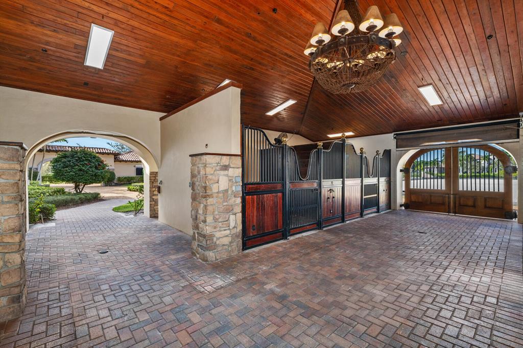 SOUTHFIELDS WELLINGTON COUNTRY - Residential