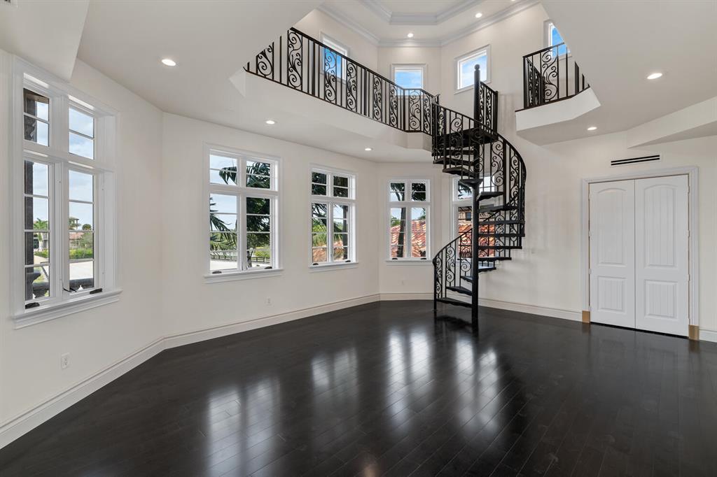 SOUTHFIELDS WELLINGTON COUNTRY - Residential