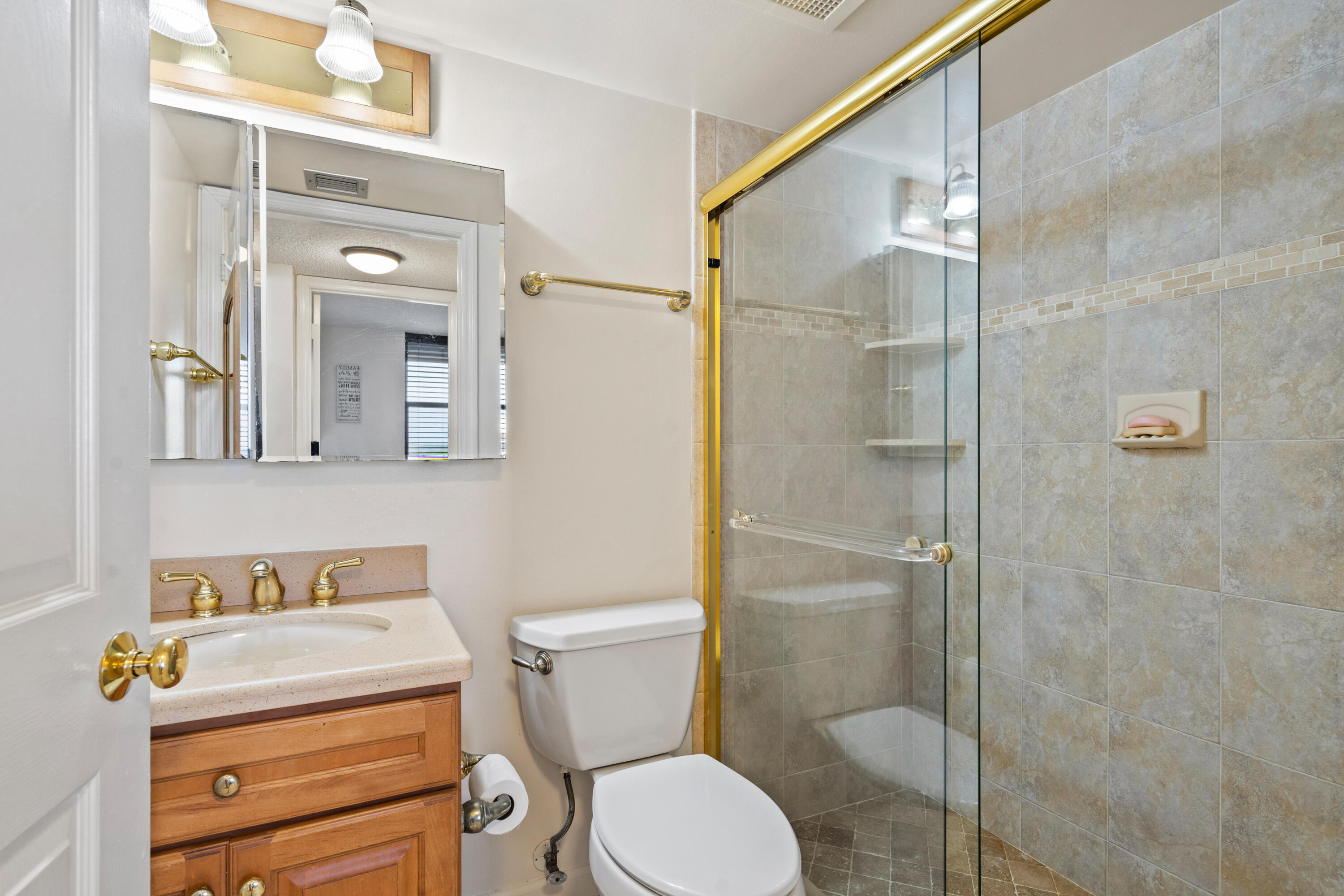 BRYN MAWR OCEAN TOWERS, A CONDOMINIUM - Residential Lease