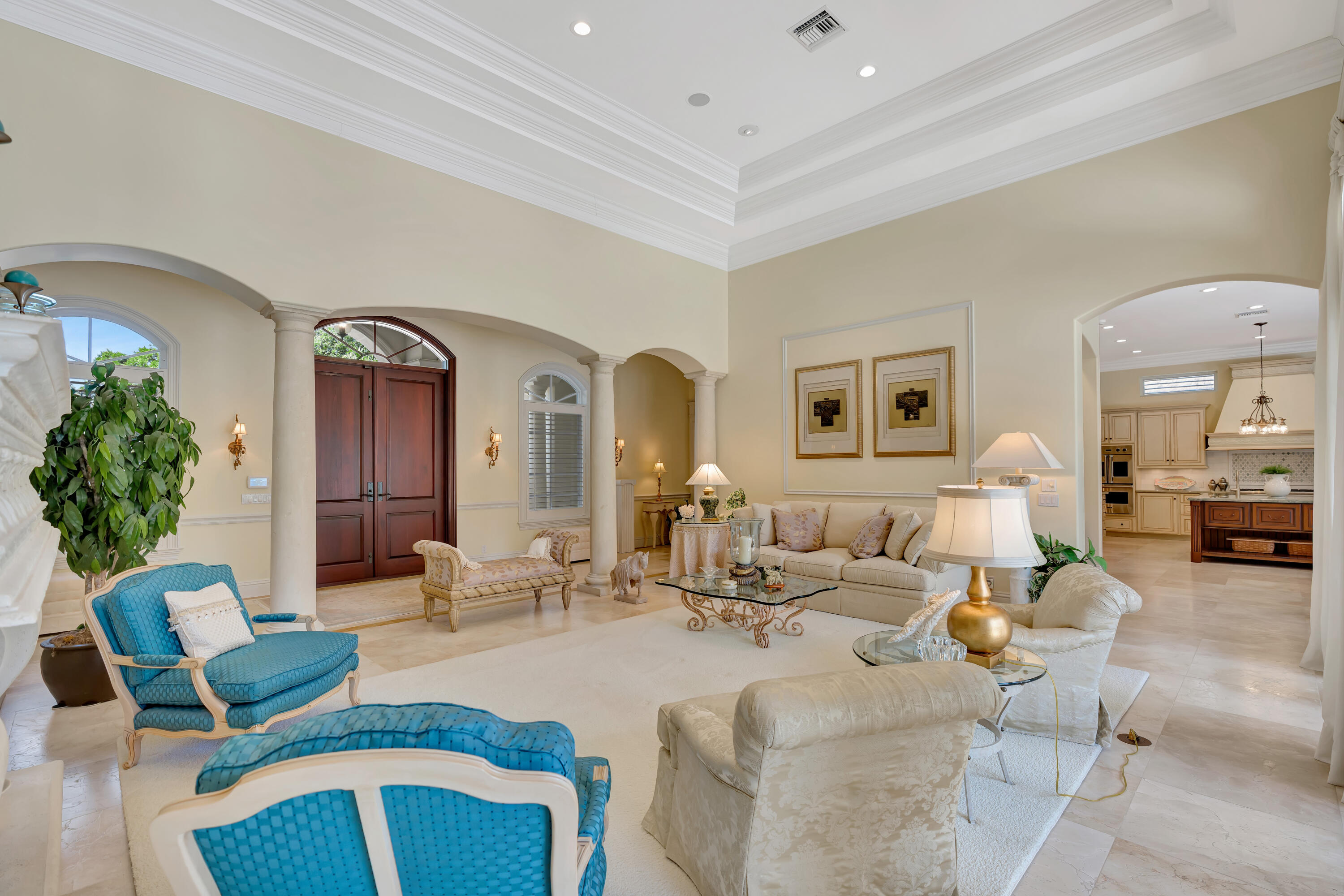 ADMIRALS COVE - Residential