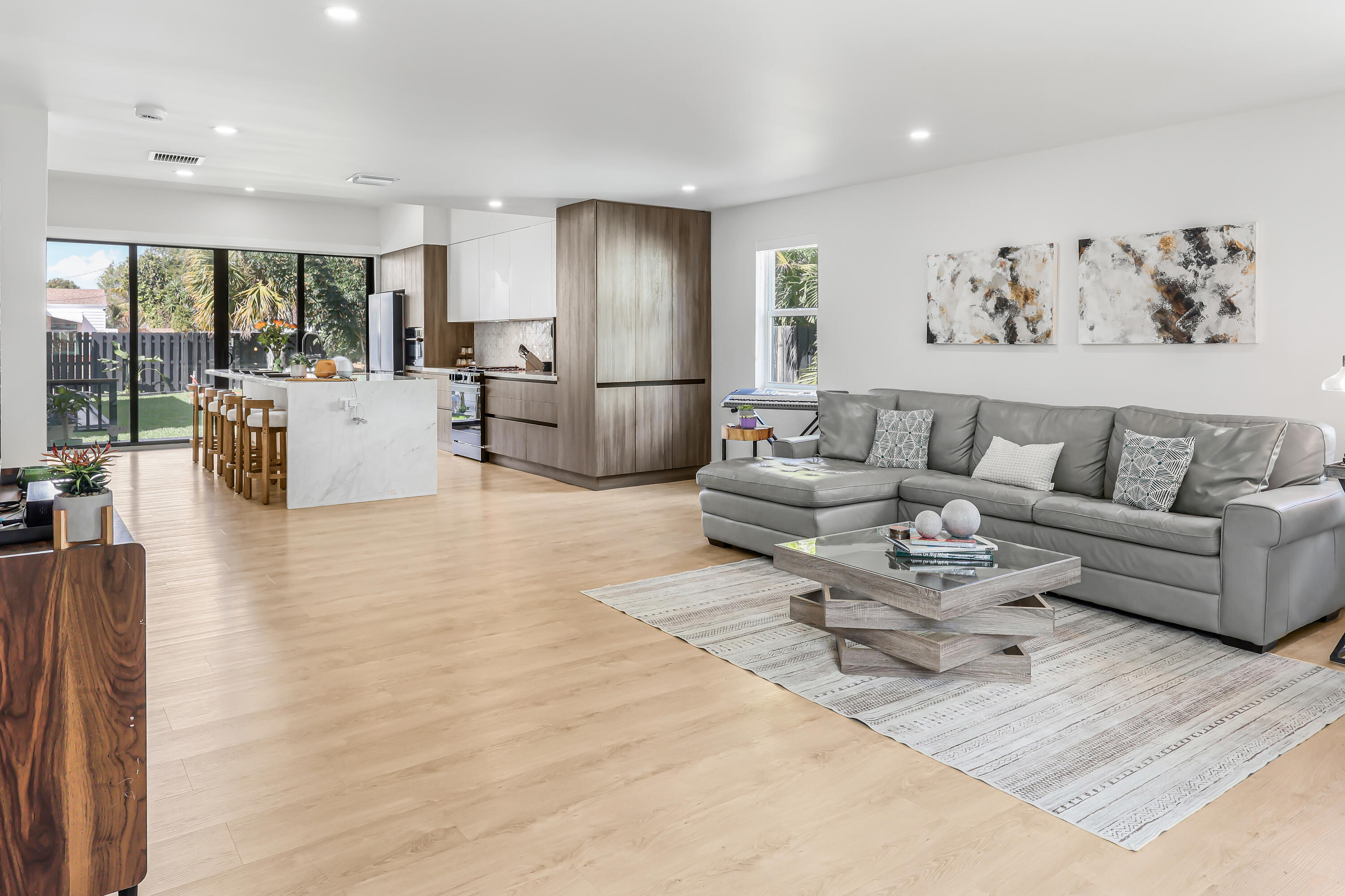LAKE WORTH TOWN OF - Residential