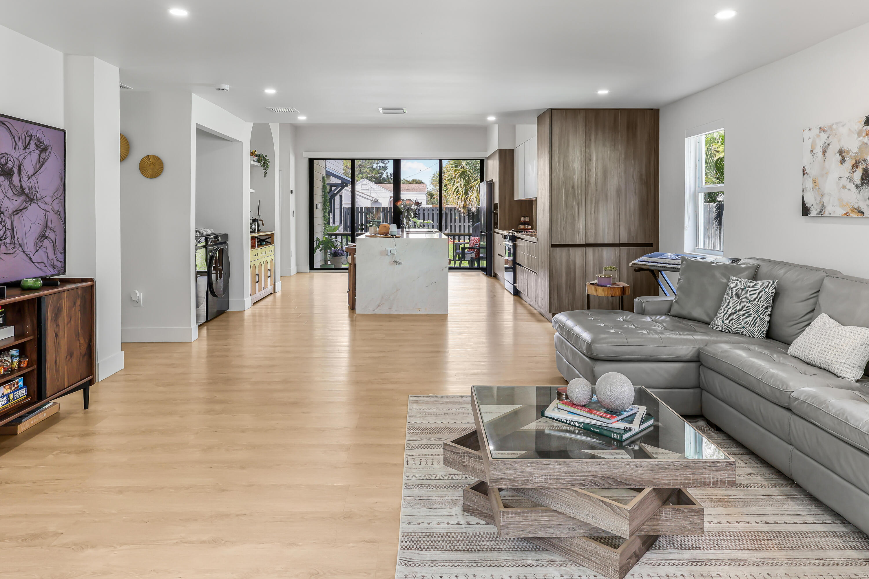 LAKE WORTH TOWN OF - Residential