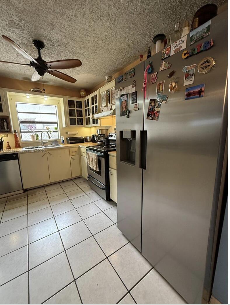 NORTH LAUDERDALE VILLAGE SEC 3 - Residential