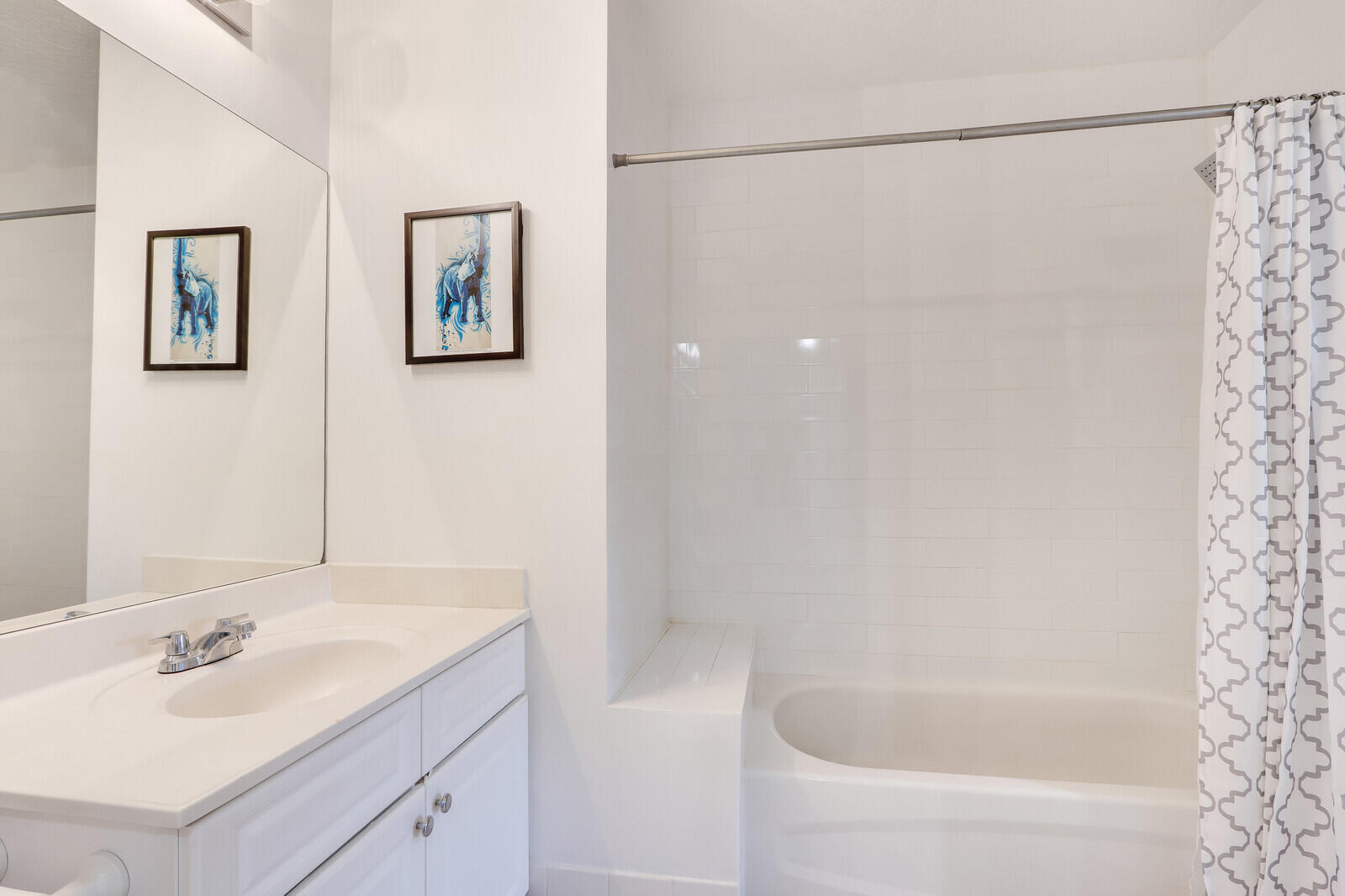 VILLAGE AT ABACOA CONDO - Residential Lease