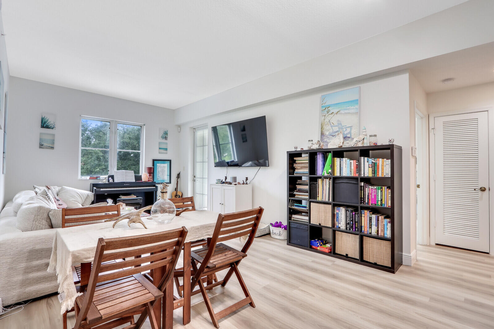 VILLAGE AT ABACOA CONDO - Residential Lease