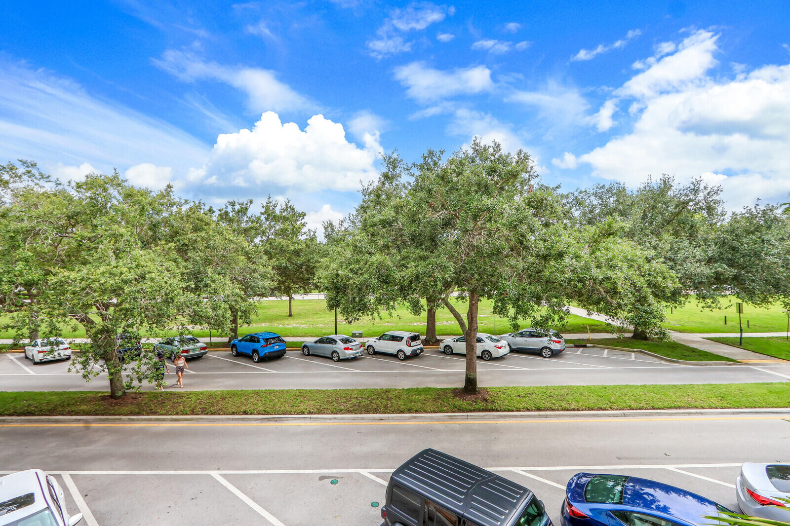 VILLAGE AT ABACOA CONDO - Residential Lease