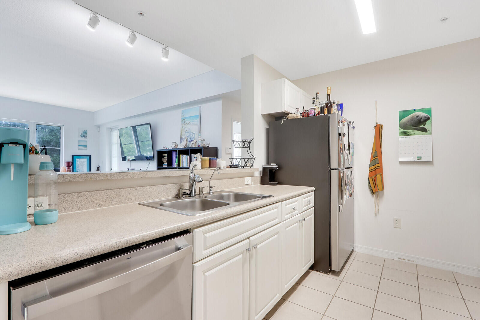 VILLAGE AT ABACOA CONDO - Residential Lease