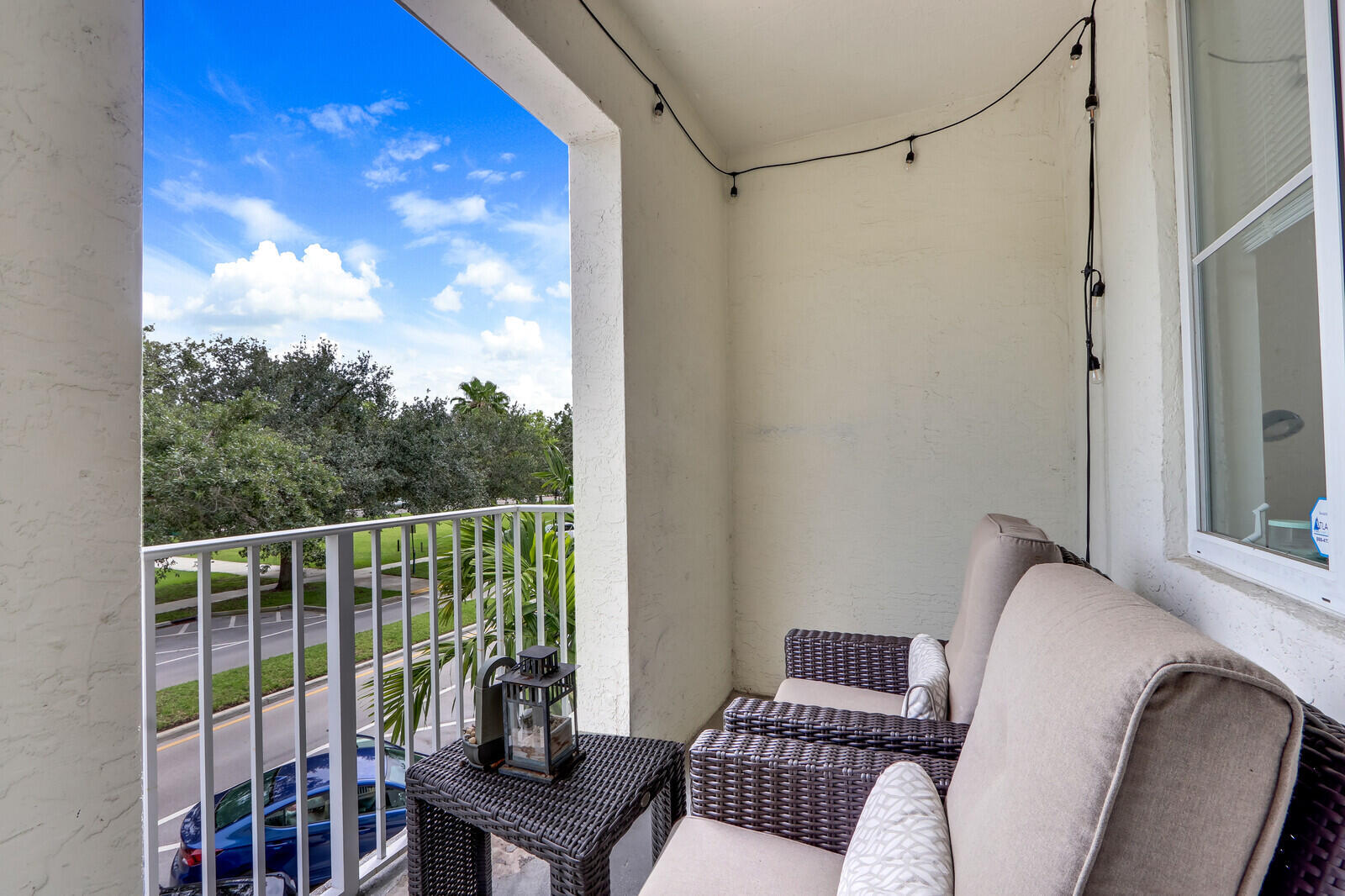 VILLAGE AT ABACOA CONDO - Residential Lease