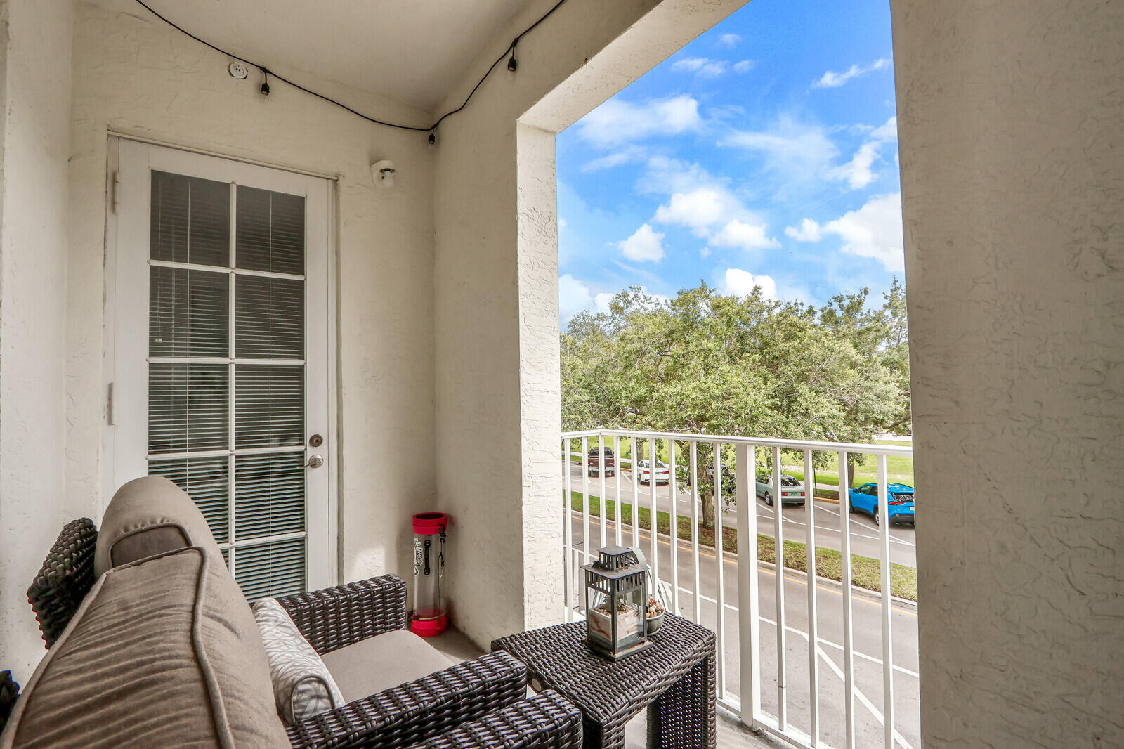 VILLAGE AT ABACOA CONDO - Residential Lease