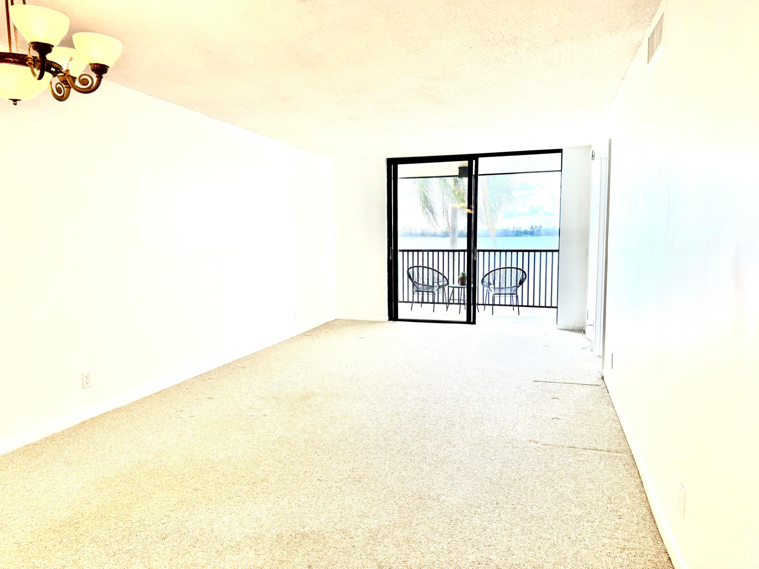 LAKE EMERALD CONDOMINIUM NO - Residential