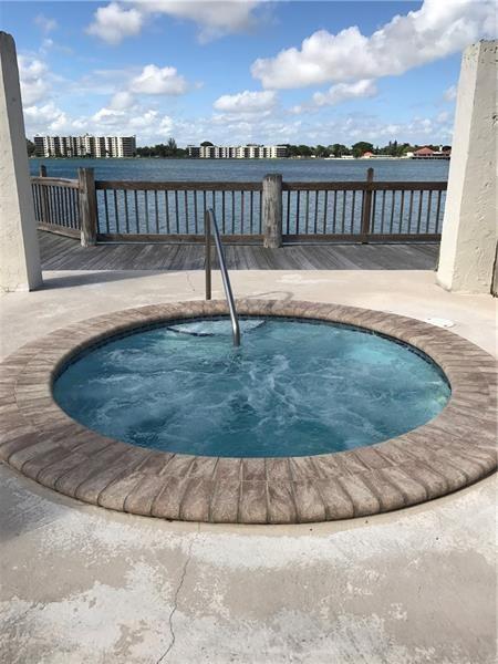 LAKE EMERALD CONDOMINIUM NO - Residential