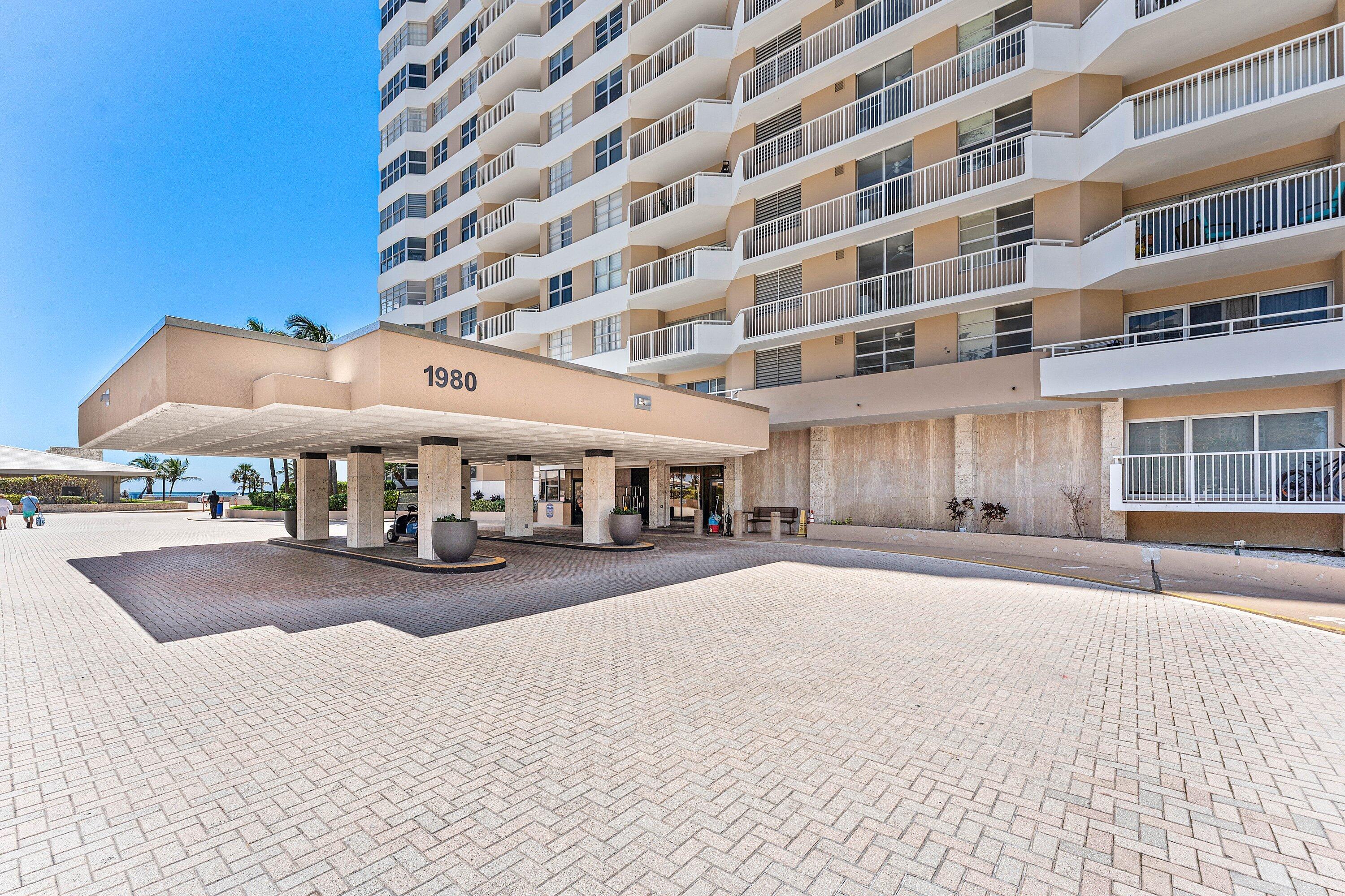 Spacious 3-bedroom, 2.5-bath corner residence on the 18th floor of The Hemispheres Ocean South, offering ocean views, abundant natural light, and a generous layout with excellent potential to personalize. Located in one of Hallandale Beach's most established oceanfront communities, residents enjoy beach access, pools, tennis courts, fitness centers, on-site dining, a marina, and more. A well-priced opportunity to own a large beachside condo with room to make it your own.