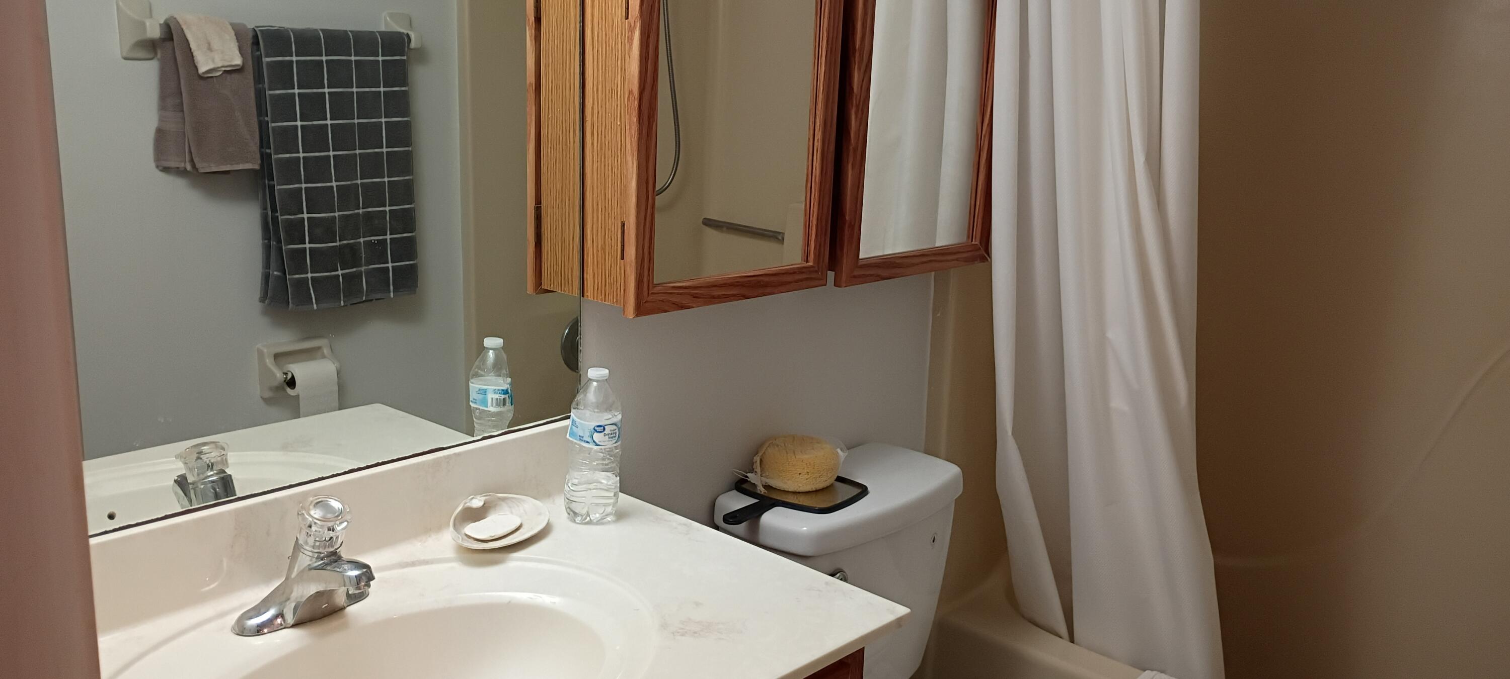 PINECROFT CONDO - Residential