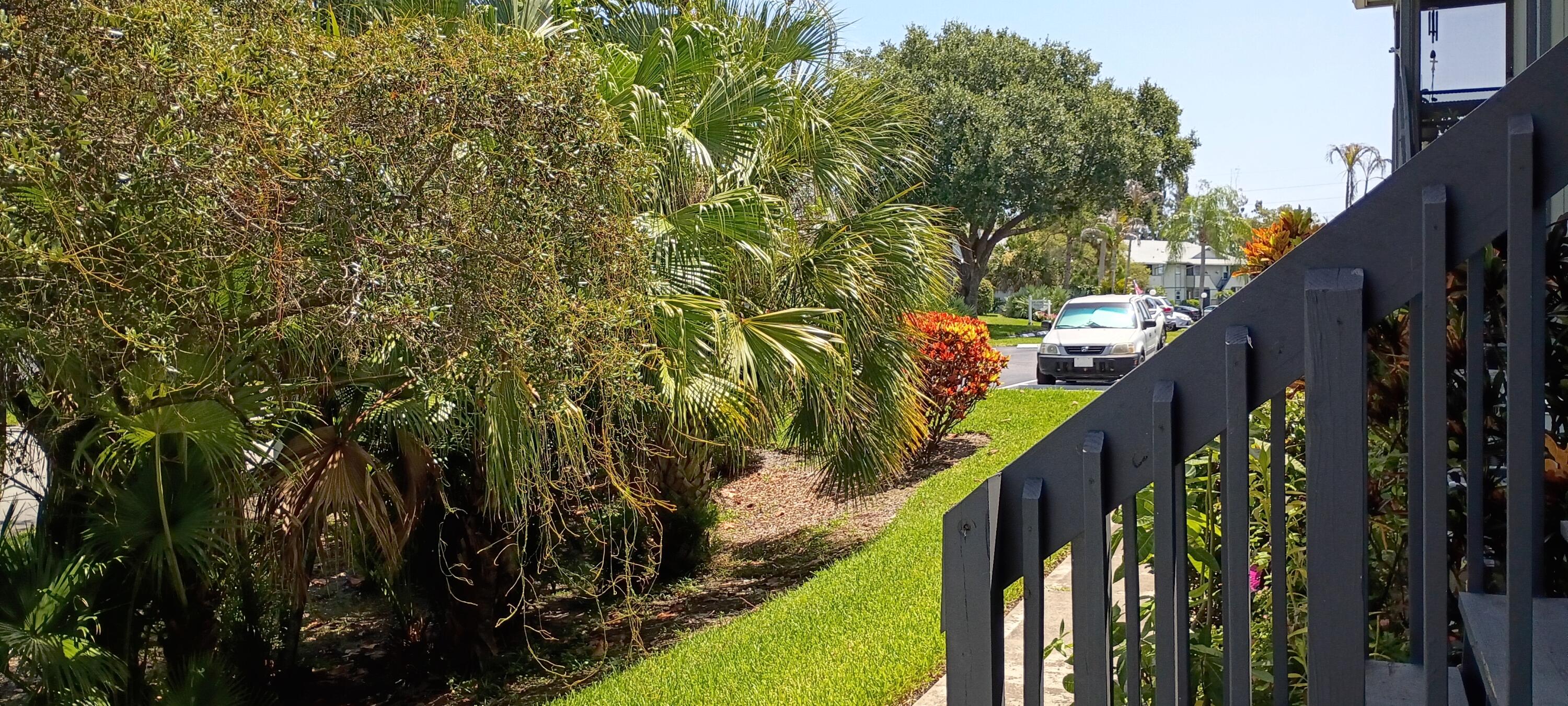 PINECROFT CONDO - Residential
