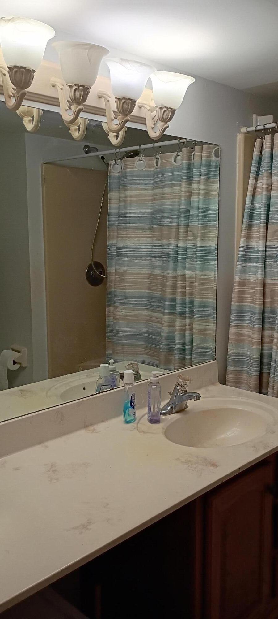 PINECROFT CONDO - Residential