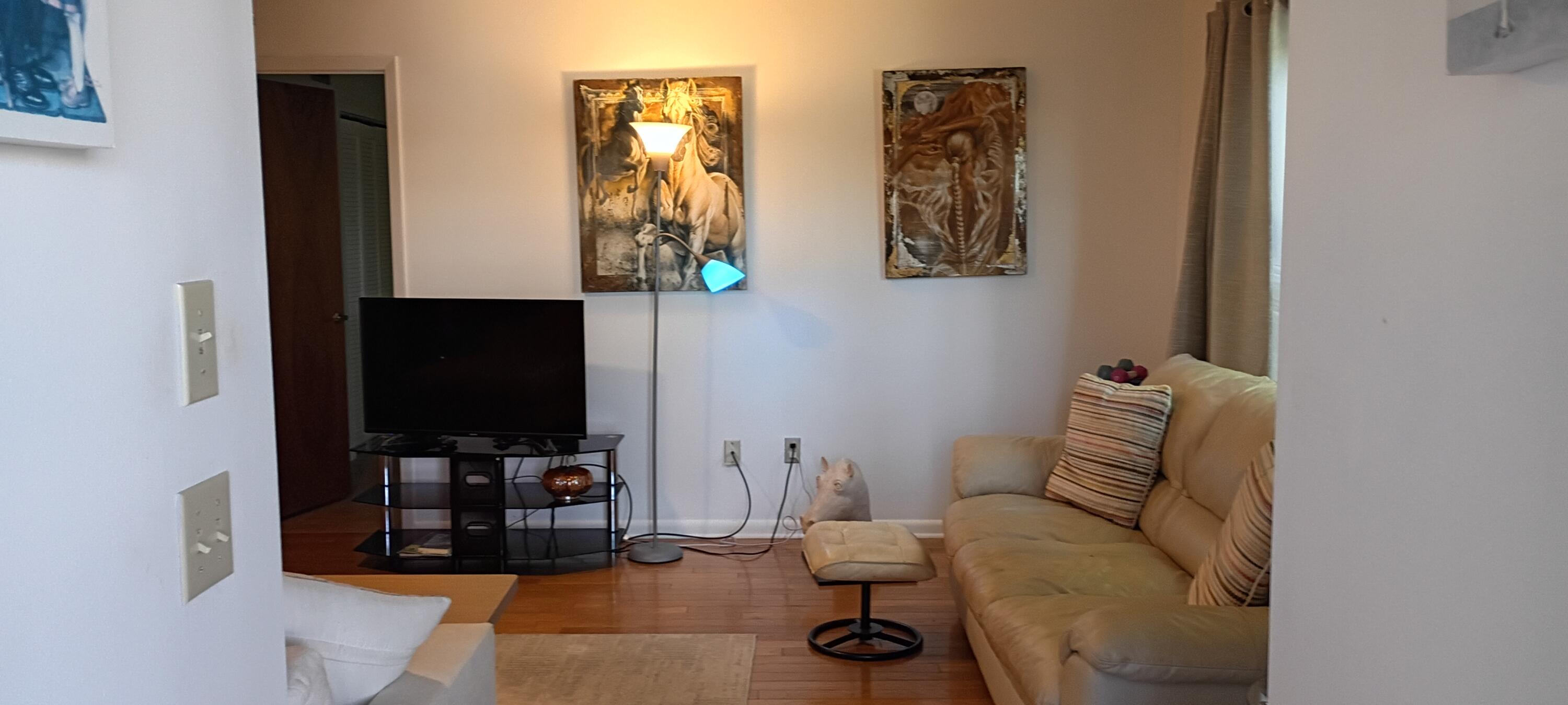PINECROFT CONDO - Residential