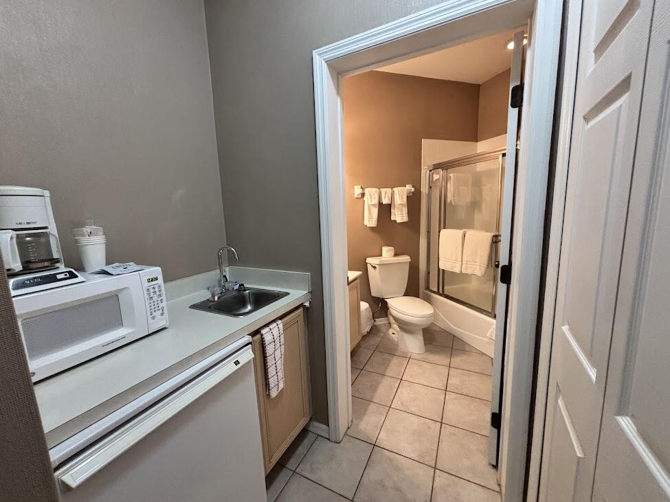 GOLF VILLAS CONDOMINIUM - Residential