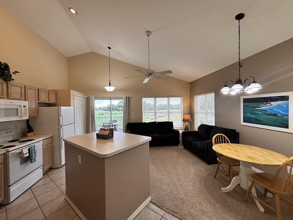 GOLF VILLAS CONDOMINIUM - Residential