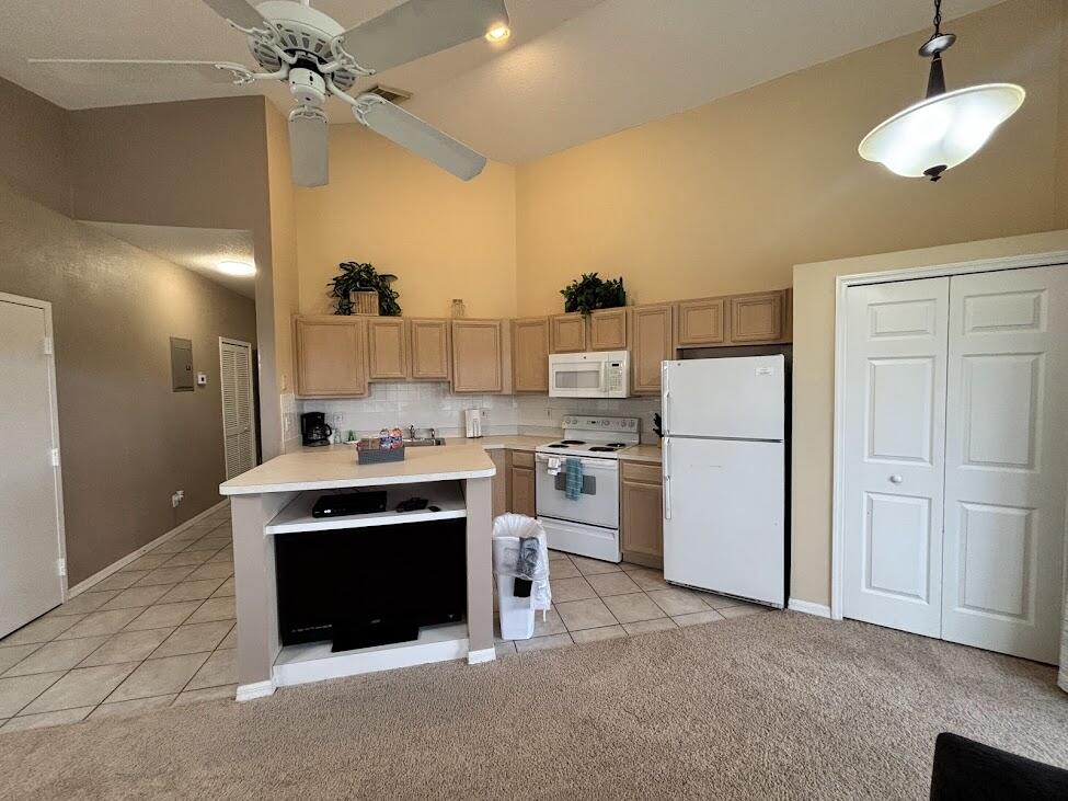 GOLF VILLAS CONDOMINIUM - Residential
