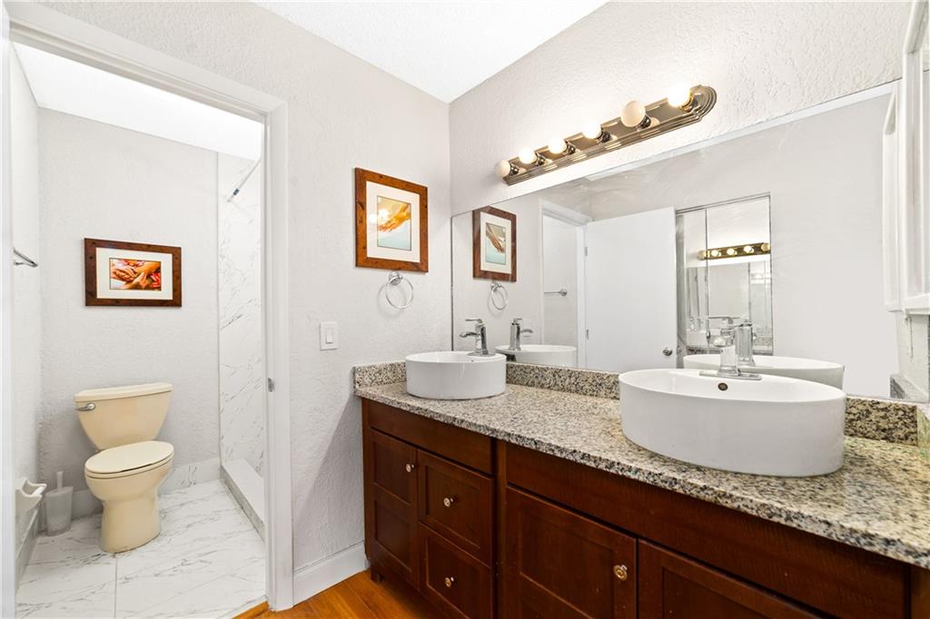 River Oaks - Residential