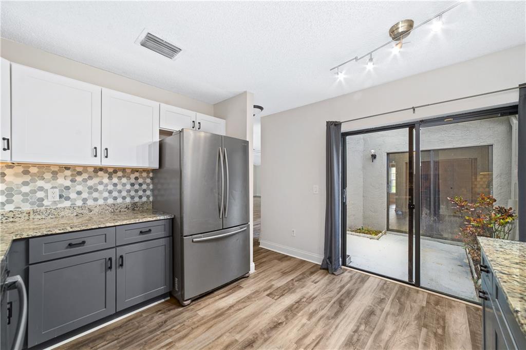 River Oaks - Residential