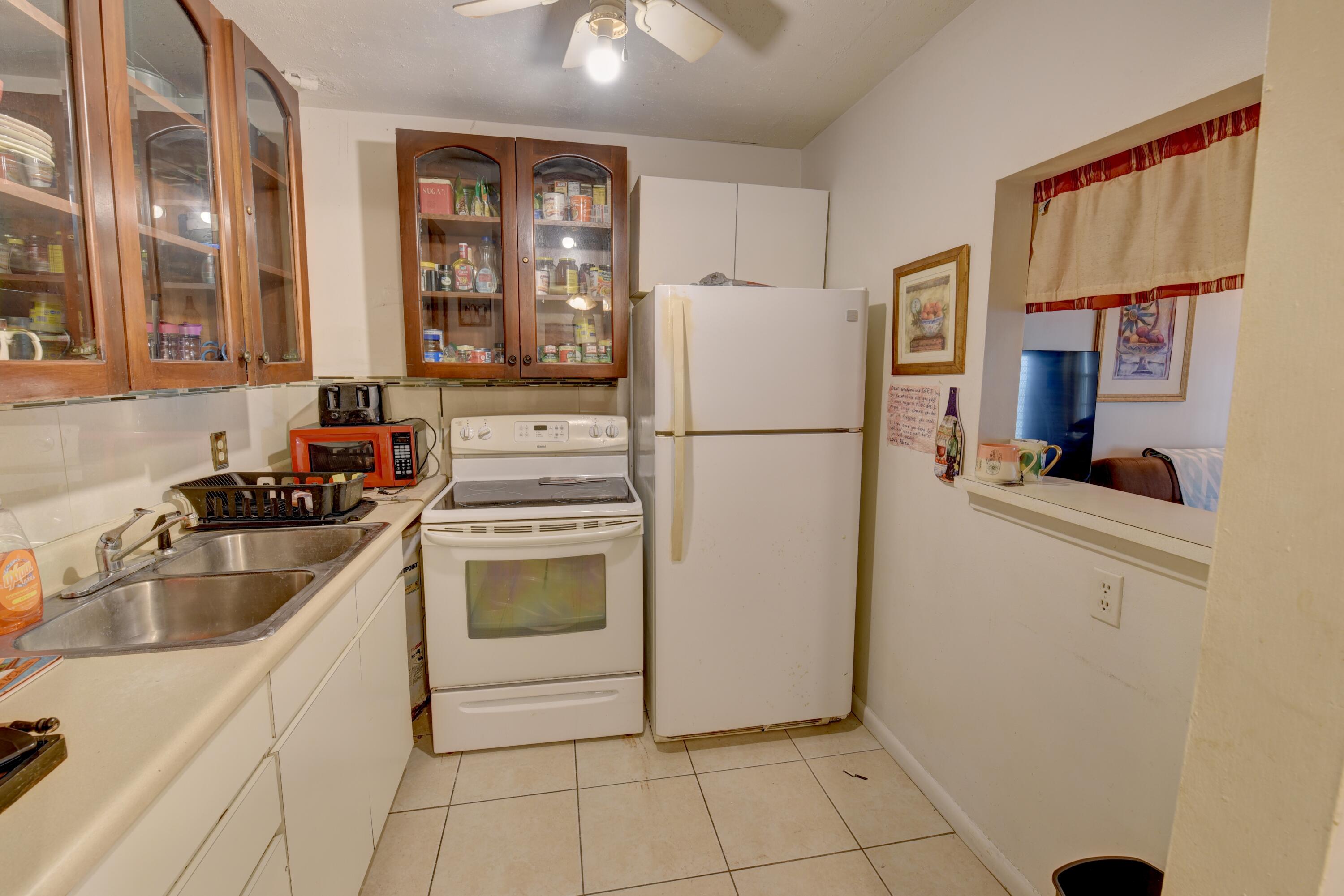 MARKHAM R CONDO - Residential