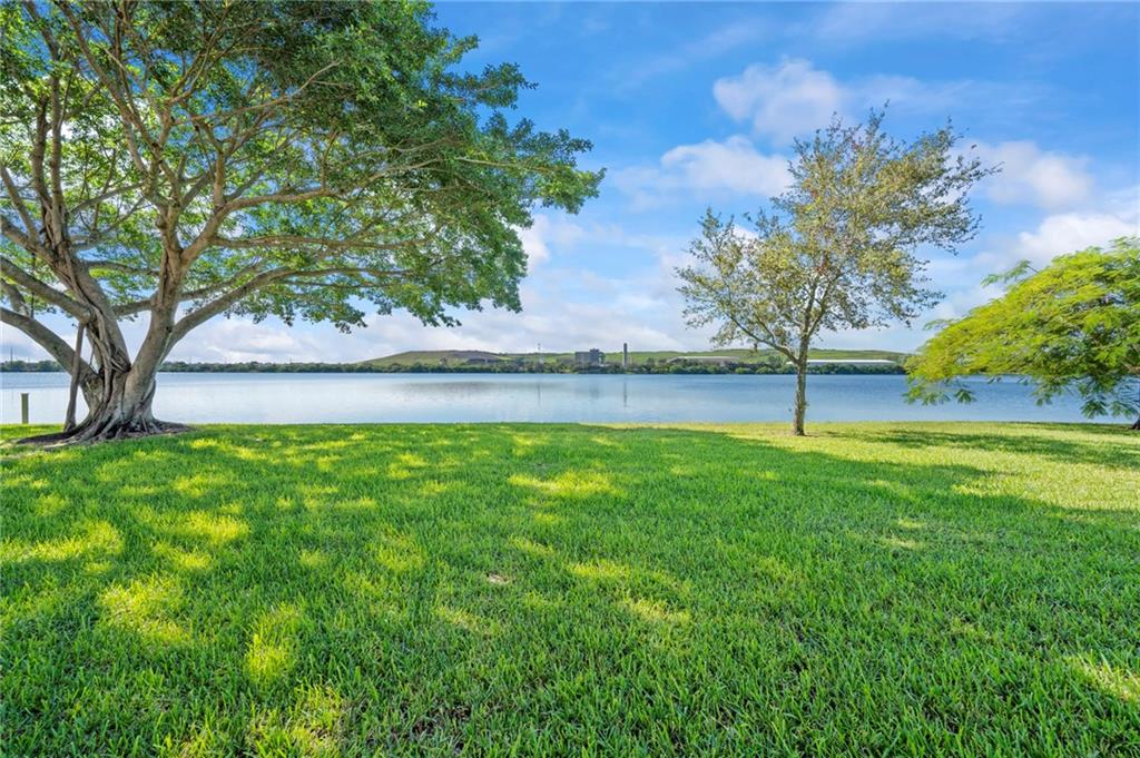 Independence Bay - Residential