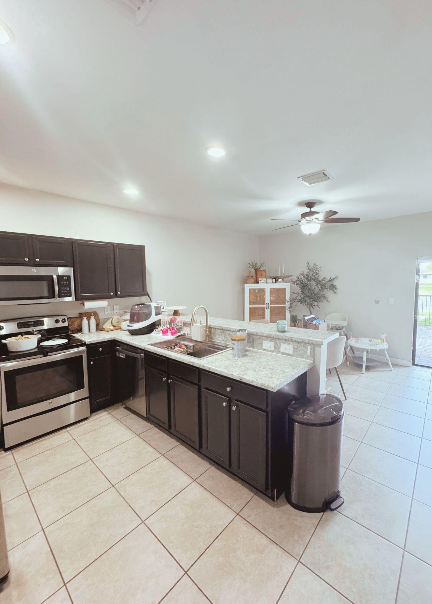 MARTINIQUE AT OASIS REPLAT - Residential