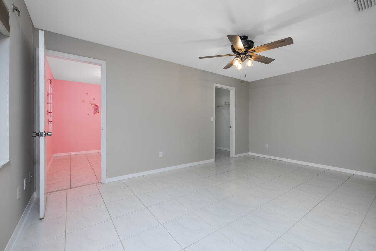 PORT ST LUCIE SECTION 40 - Residential