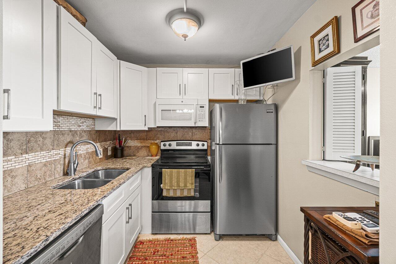 SUFFOLK AT CENTURY VILLAGE CONDO - Residential