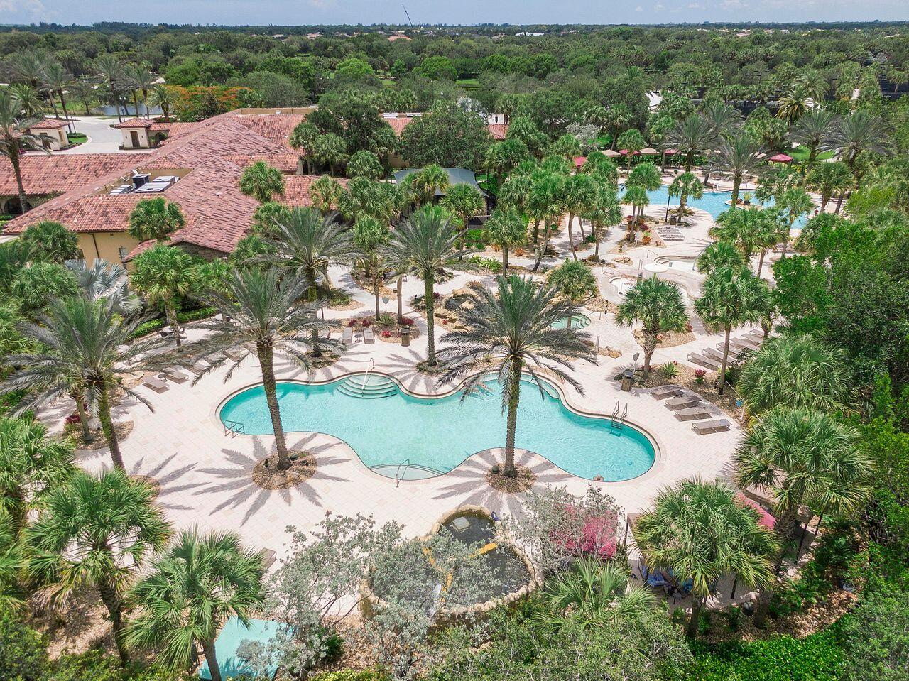 PARKLAND GOLF AND COUNTRY CLUB - Residential