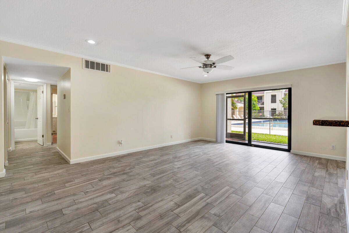 PINES OF JUPITER/TEQUESTA CONDO - Residential