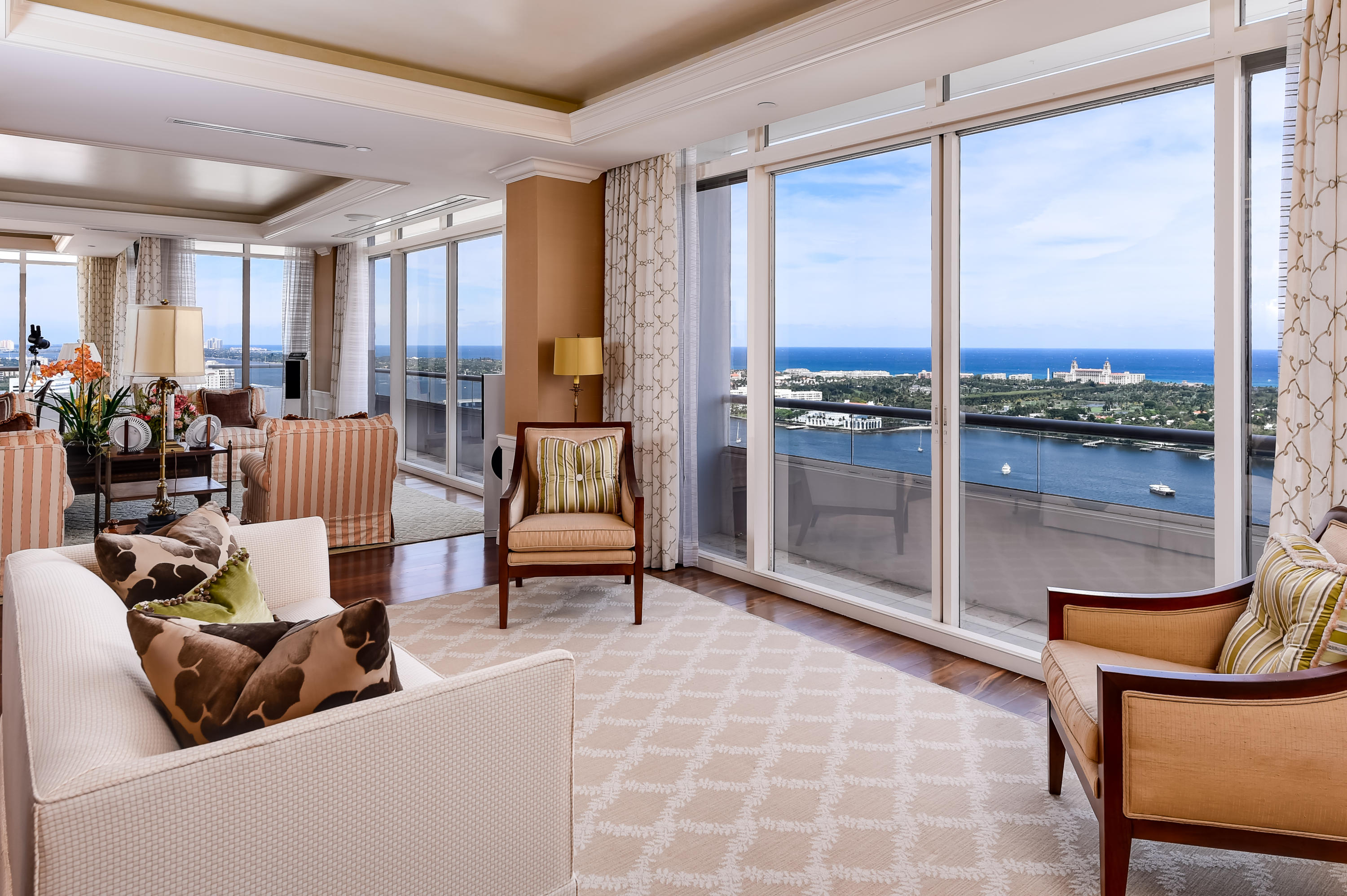 TRUMP PLAZA OF THE PALM BEACHES CONDO - Residential