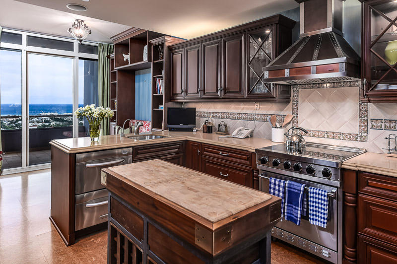 TRUMP PLAZA OF THE PALM BEACHES CONDO - Residential