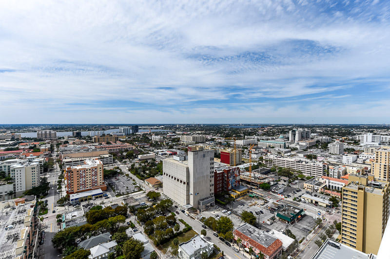 TRUMP PLAZA OF THE PALM BEACHES CONDO - Residential