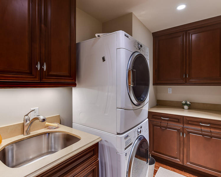 TRUMP PLAZA OF THE PALM BEACHES CONDO - Residential