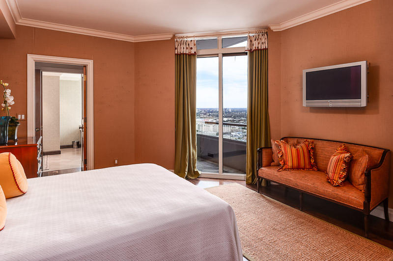 TRUMP PLAZA OF THE PALM BEACHES CONDO - Residential