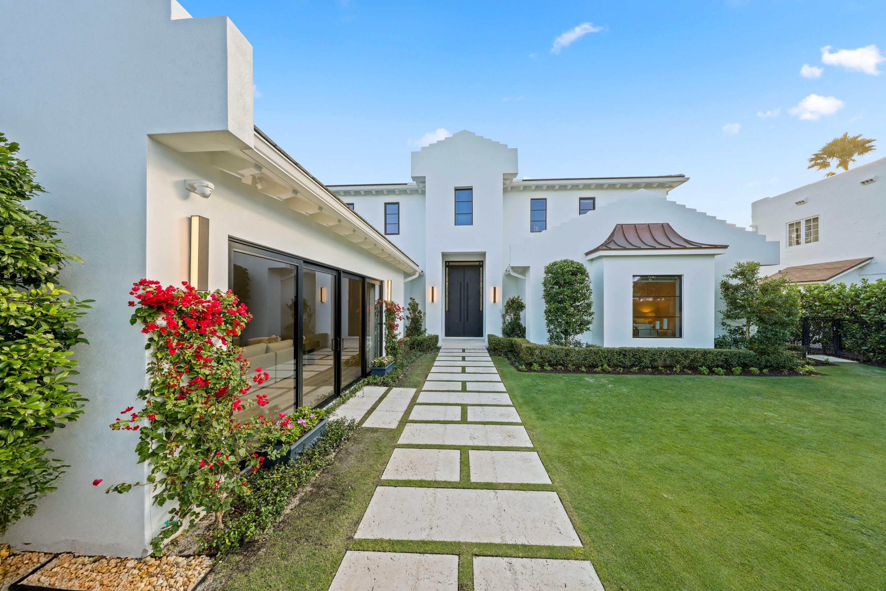LAKEWOOD - Residential