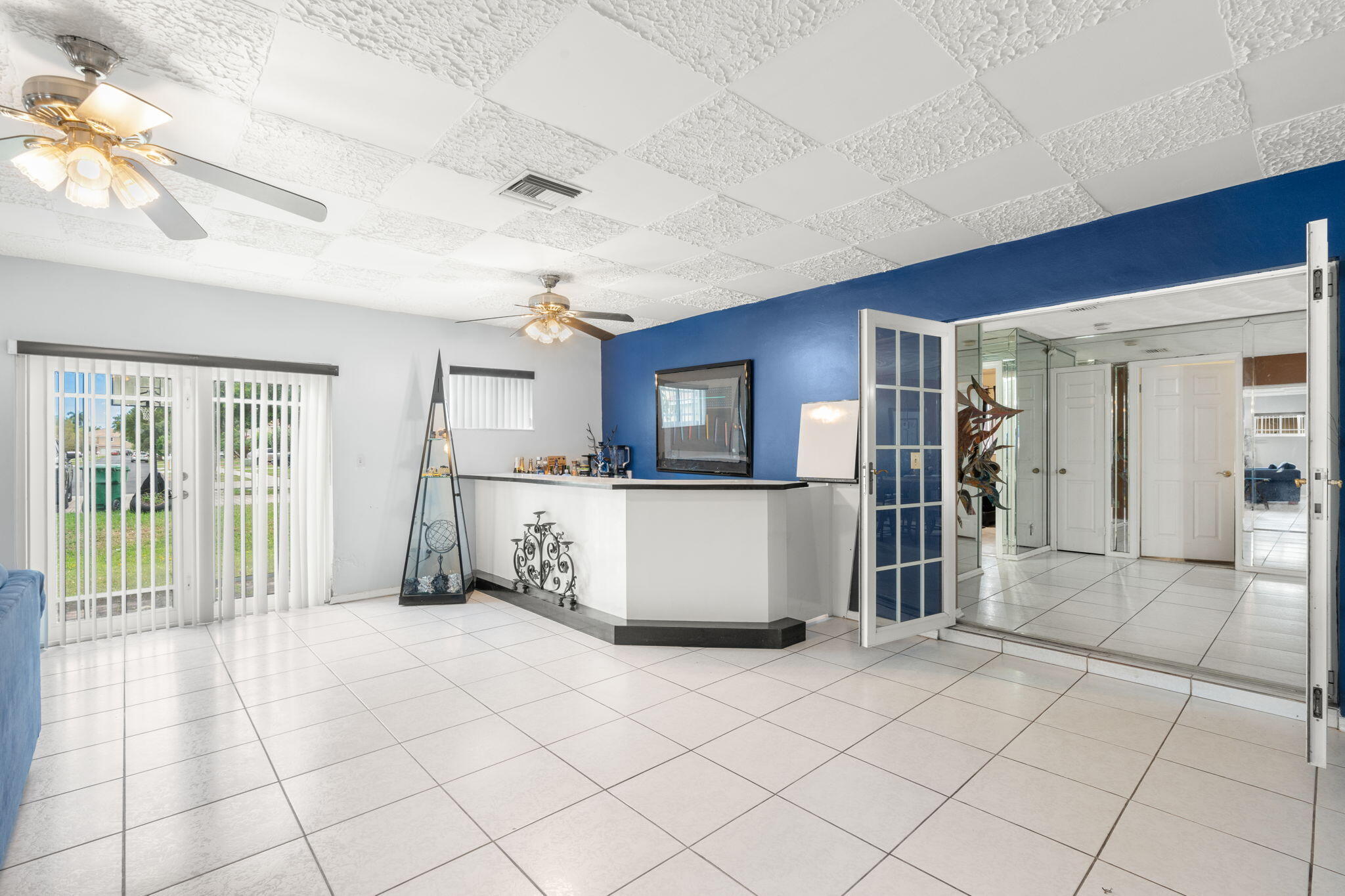 NORTH DADE COUNTRY CLUB VILLAGE - Residential