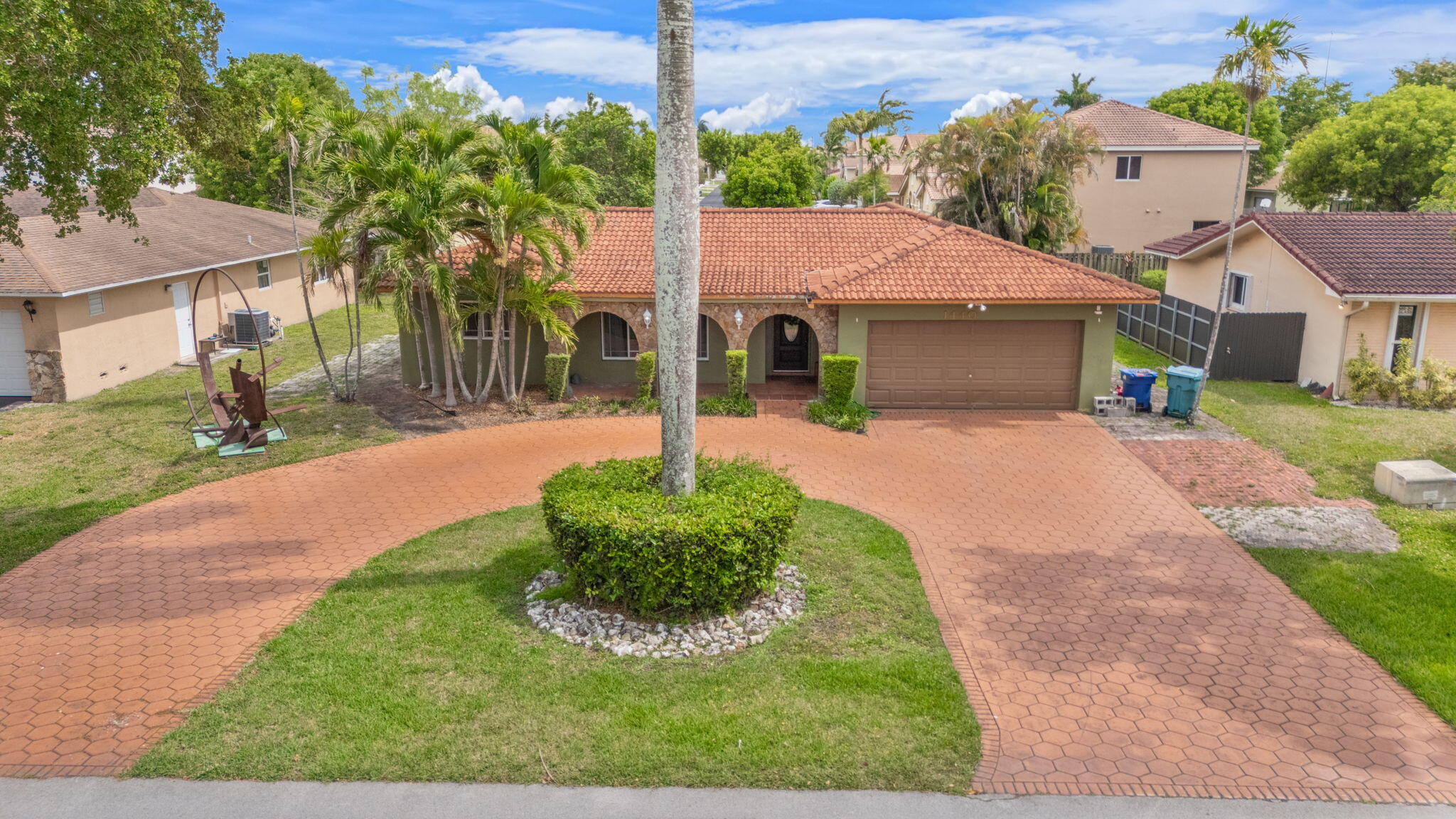 NORTH DADE COUNTRY CLUB VILLAGE - Residential