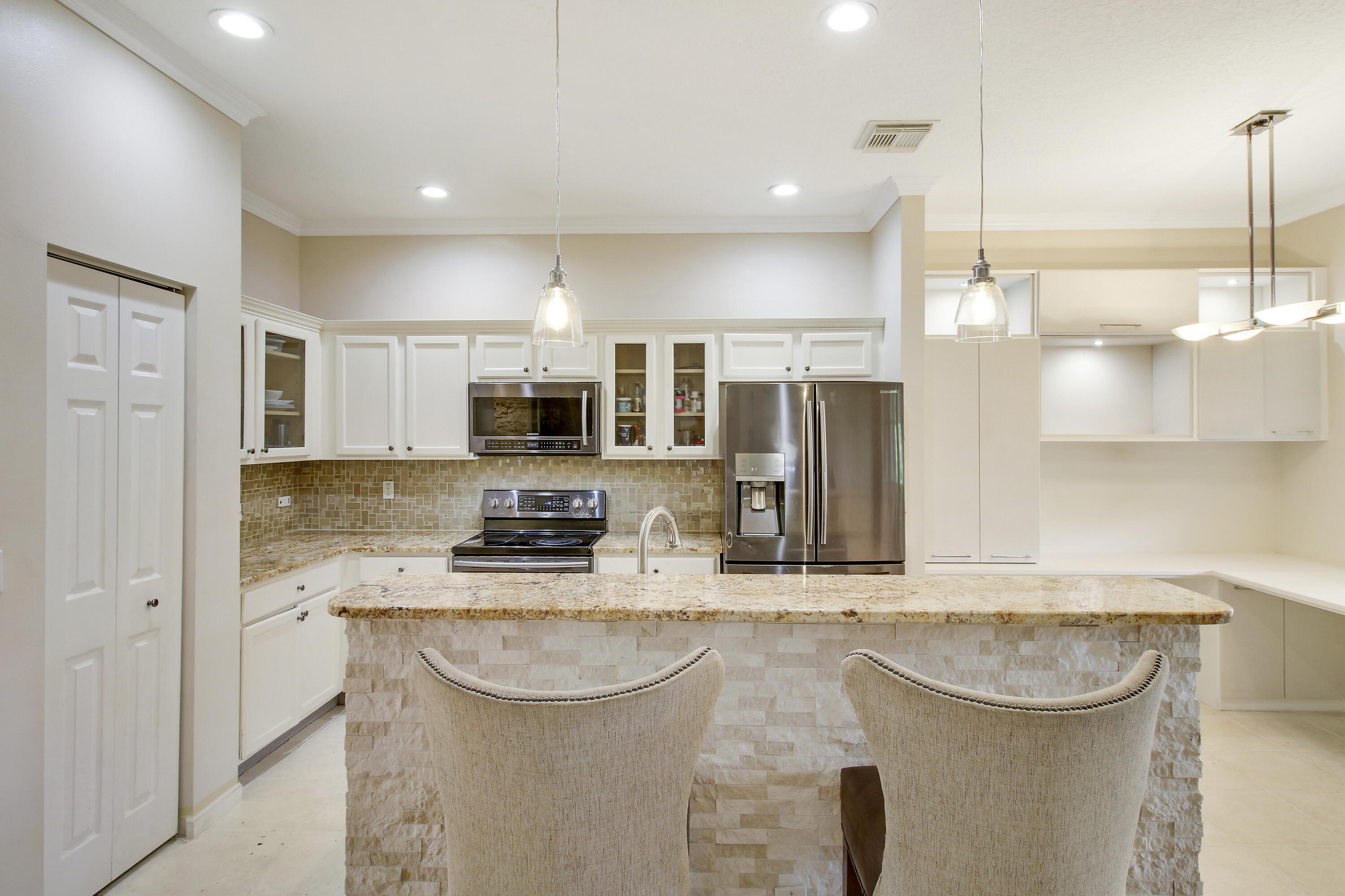 MELEAR - Residential