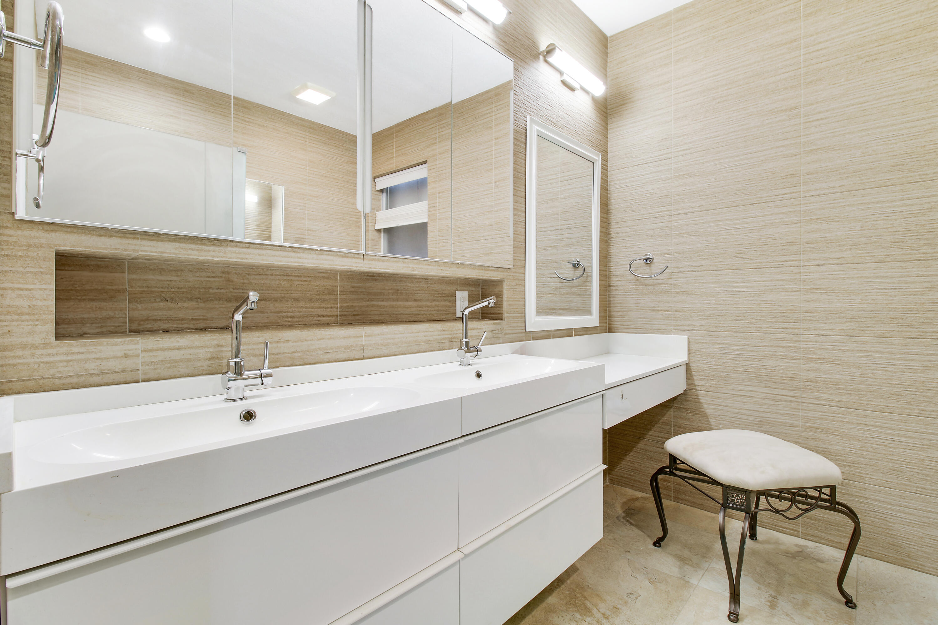 MELEAR - Residential